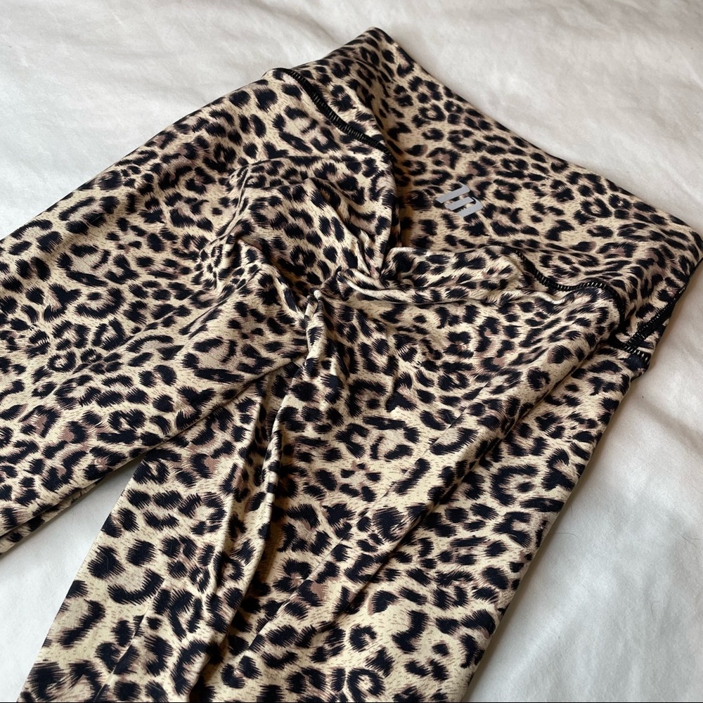 Muscle Nation Scrunch Leopard Leggings